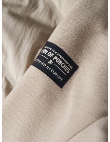 CHAQUETA CON CAPUCHA ACOLCHADA