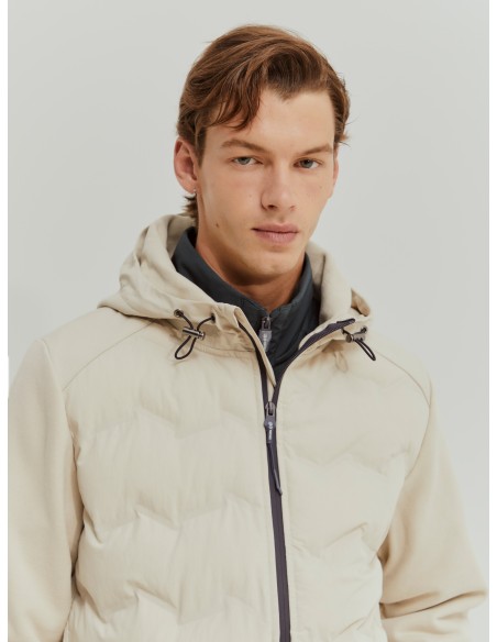 CHAQUETA CON CAPUCHA ACOLCHADA